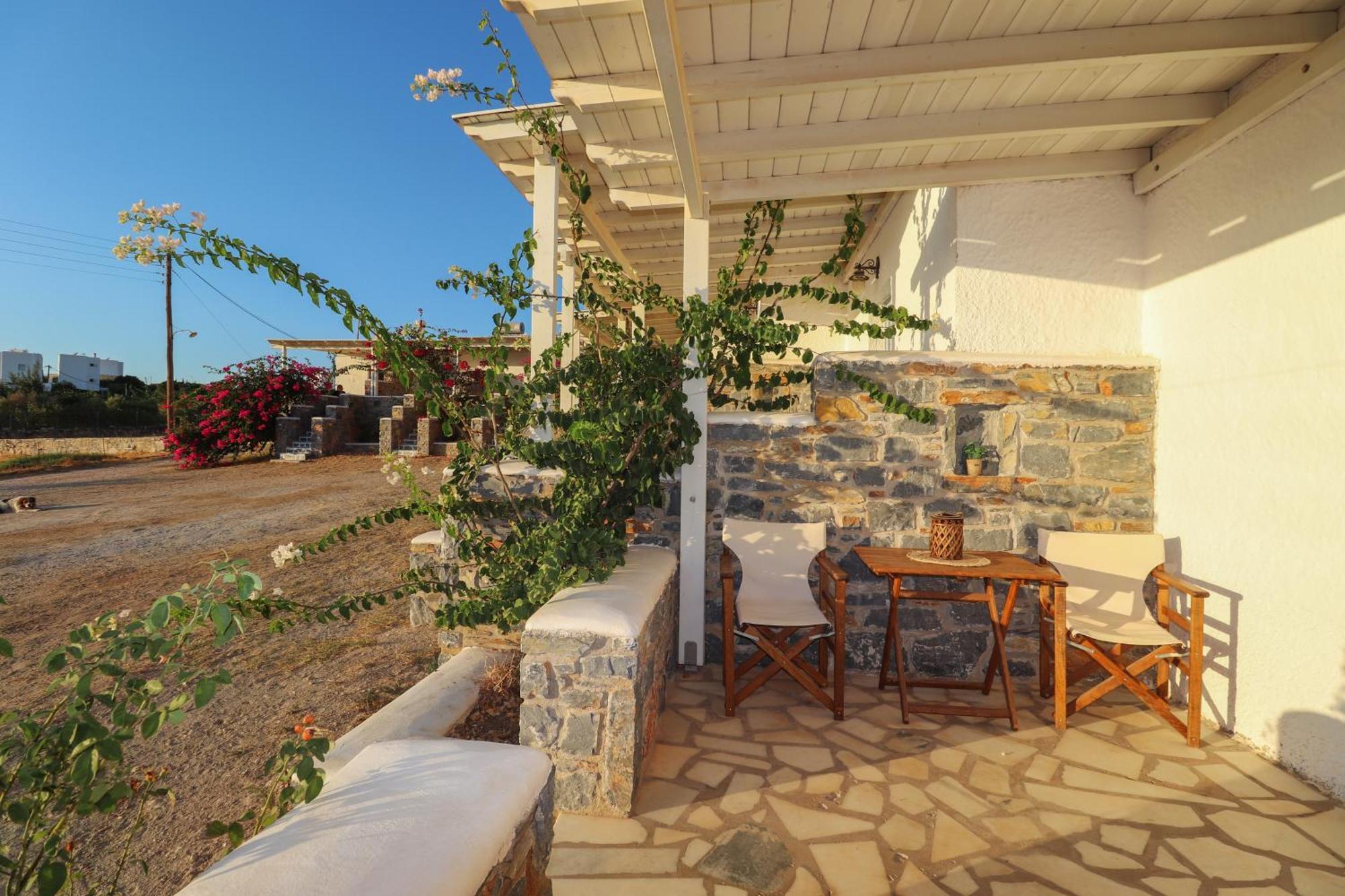 Sunny Studios Naxos Aliko Beach Bagian luar foto